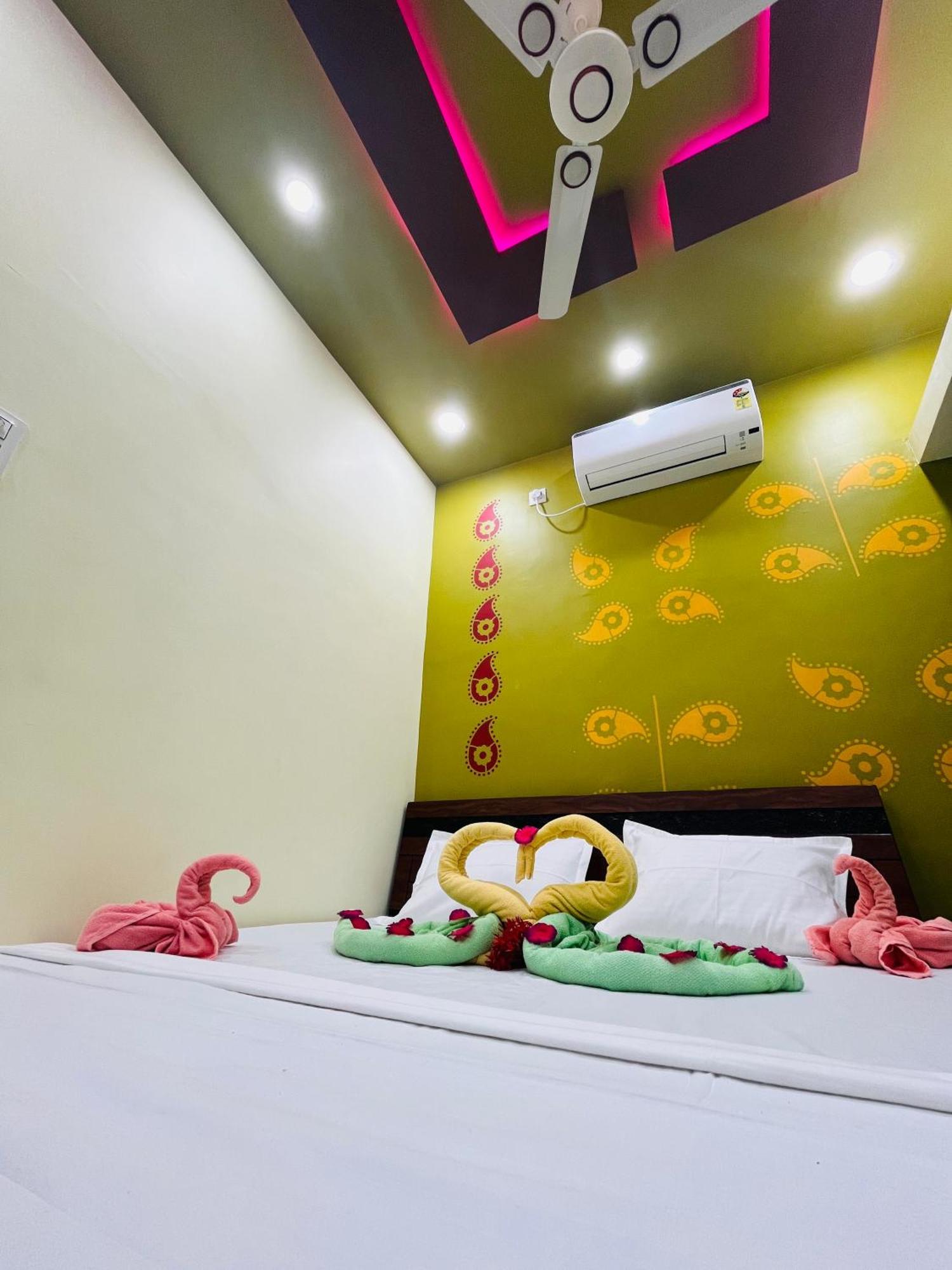 Kamdhenu Home Stay Garudeshwar Exteriér fotografie